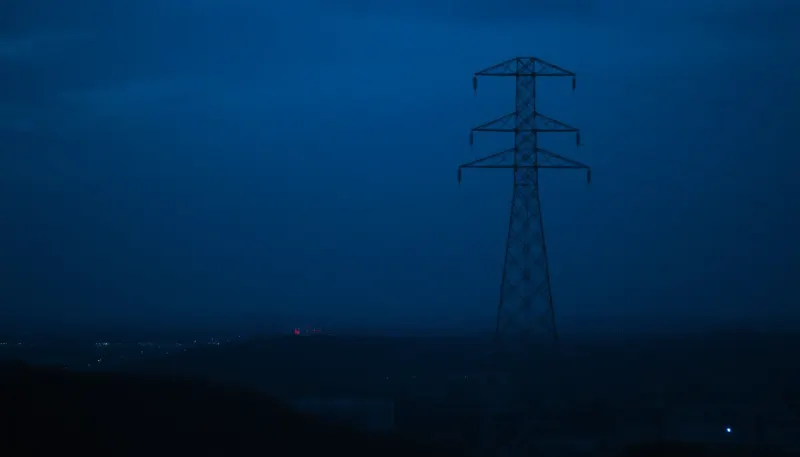 Unlock personalized cold emails that convert in the energy sector with our AI-driven ad copy generator, increasing response rates and driving results.